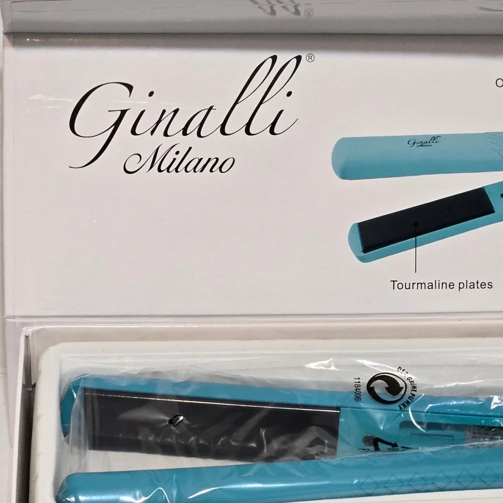 Ginalli Milano Tourmaline Flat Iron (Tiffany)  NEW‎ Tiffany Blue $349 Retail